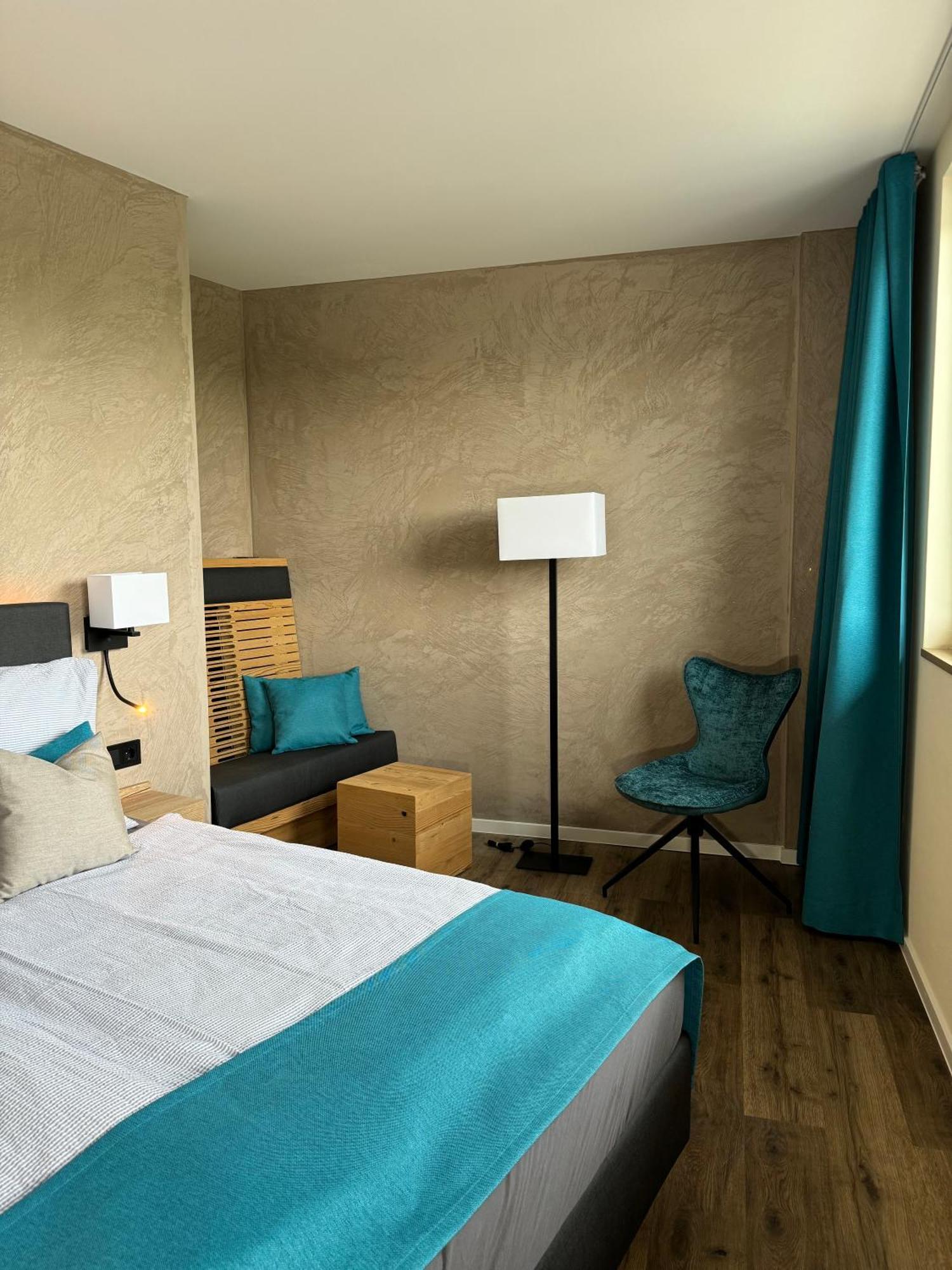 Veenland Hotel Харен Экстерьер фото